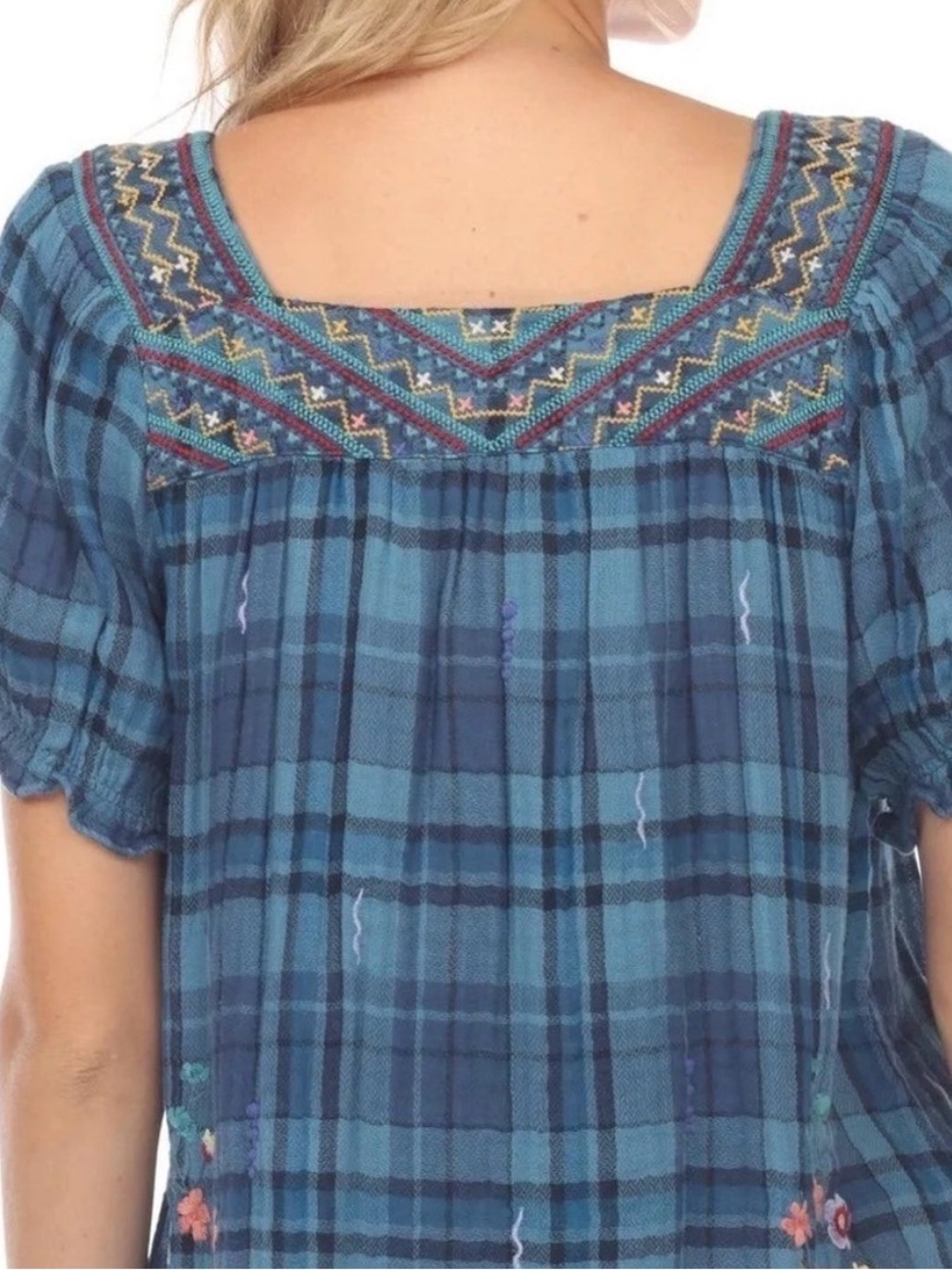 Johnny Was Aimee Blue Plaid Floral Embroidered Short Puff Sleeve Peasant Top S - Picture 4 of 12